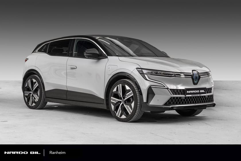 Bilde 1 av Renault Mégane E-TECH Iconic Toppmodell/ACC/Rattvarme/360Kamera