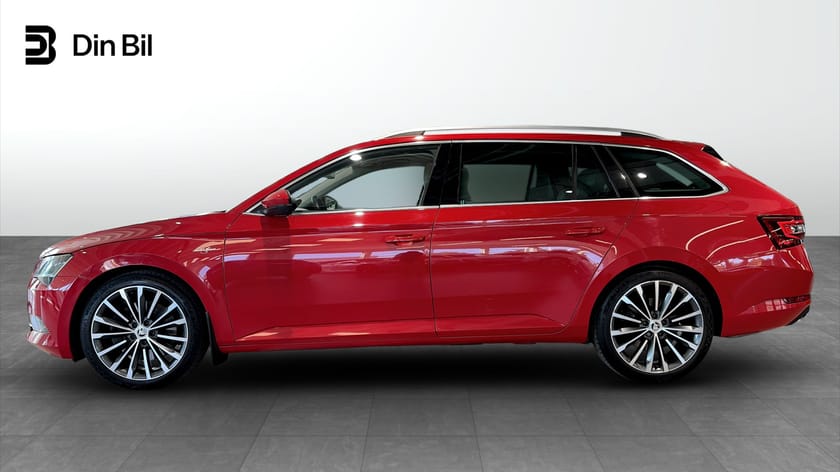 Bild 4 av Škoda Superb Kombi 2.0 TSI 280 hk 4x4 L&K |Drag |Panorama |Backkamera