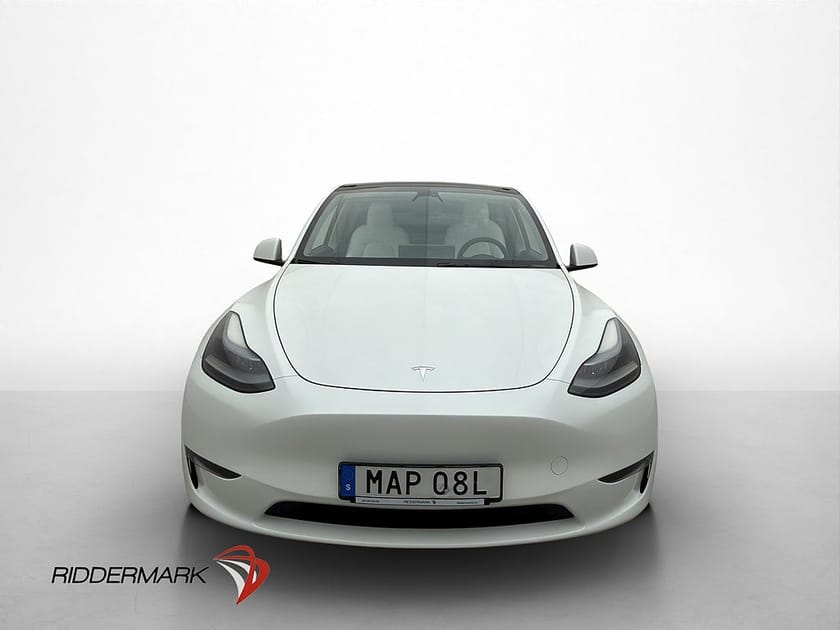 Bild 3 av Tesla Model Y Long Range AWD Ljus Interiör Drag MOMS 514hk