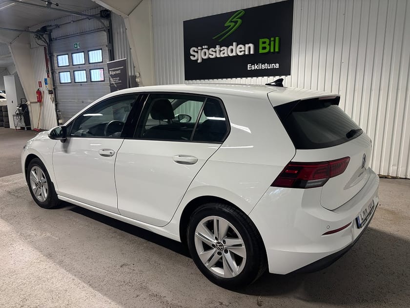 Bild 3 av Volkswagen Golf 1.5 TSI ACT OPF Base Cockpit/M-Värme/Rattvärme
