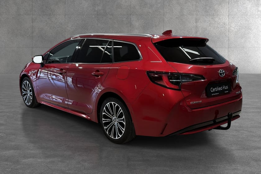 Bilde 3 av Toyota Corolla Touring Sports Hybrid Executive med hengerfeste