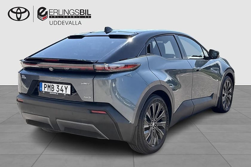 Bild 4 av Toyota C-HR+ C-HR AWD EXECUTIVE PANORAMA JBL // FULLSPEC // OMG LEV!