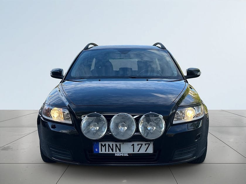 Bild 2 av Volvo V50 1.8F 125hk Kinetic MoK-Värm/SoV-Däck/Dragkrok/ExtraLjus