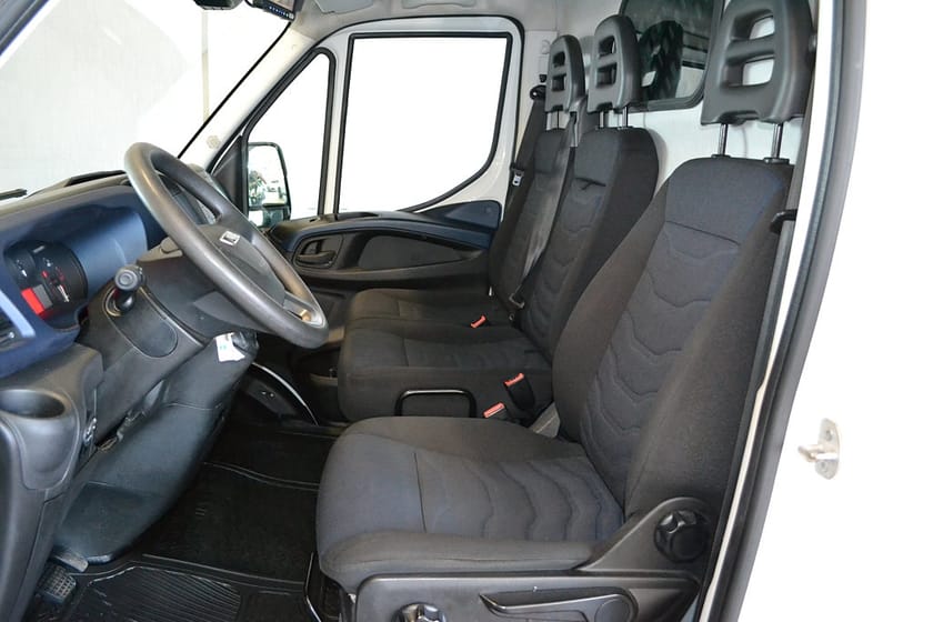 Bild 4 av Iveco Daily 35-120 Van