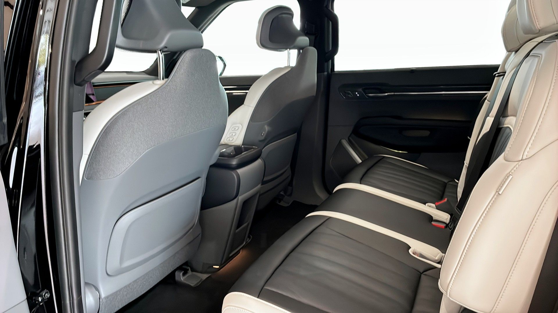 Kia EV9 GT LINE AWD LONG RANGE 7 SITS 2026, bild 5/10
