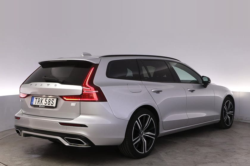 Bild 5 av Volvo V60 Recharge T8 AWD R-Design H/K Pano Elstol Värmare