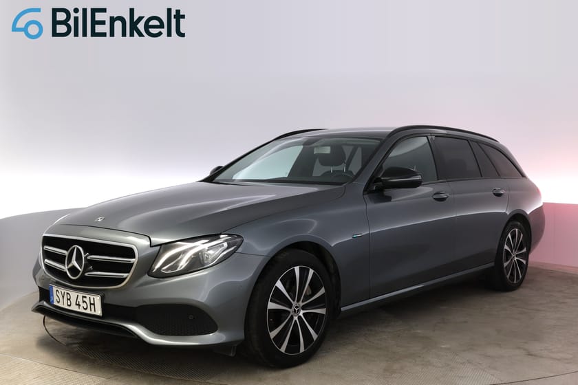 Bild 4 av Mercedes-Benz E 300 de T PLUG-IN Hybrid Drag Kamera