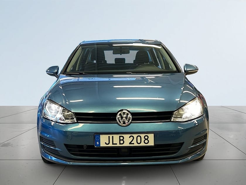 Bild 2 av Volkswagen Golf 5-dörrar 1.6 Drag/SoV-Däck/MoK-Värm/Psens/Backkamera