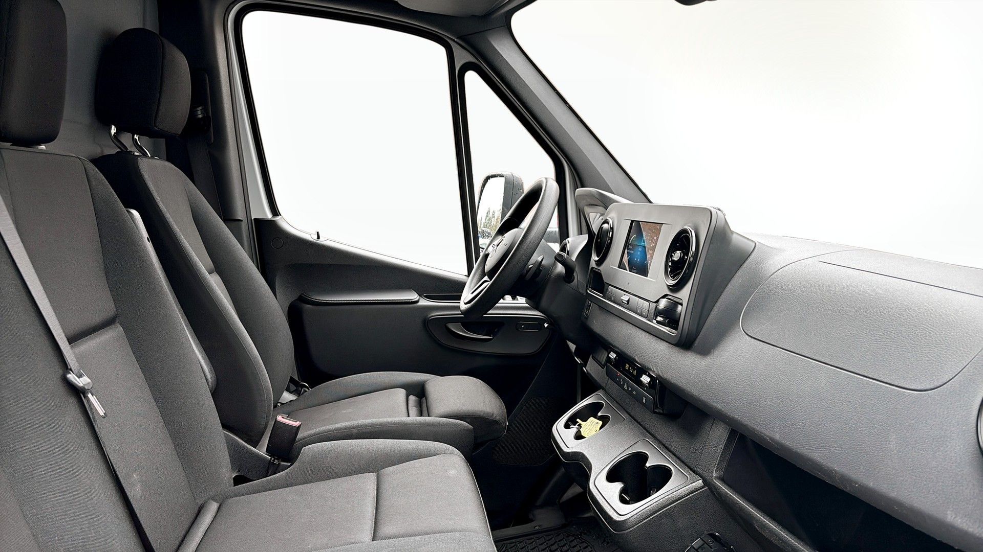 Mercedes-Benz Sprinter 2024, bild 3/9