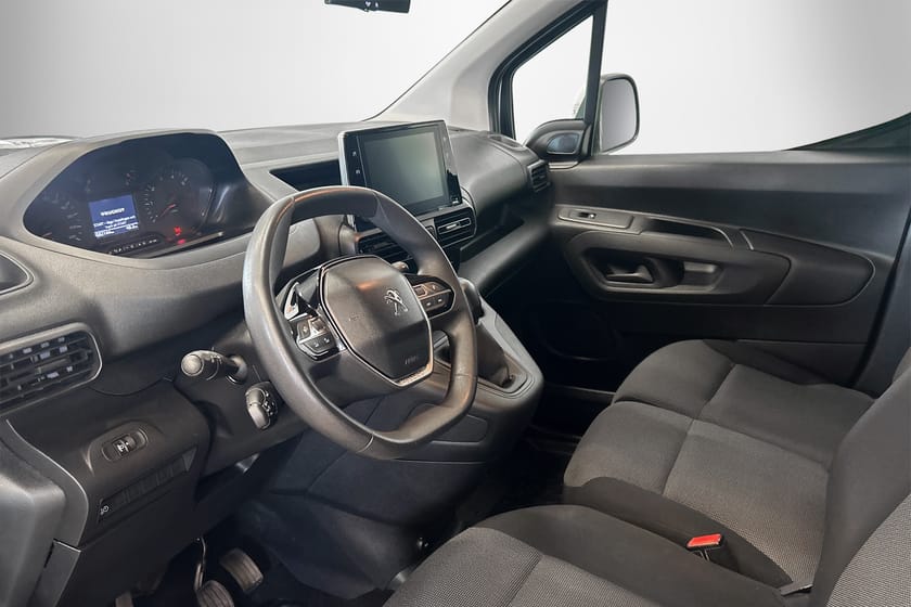 Bild 4 av Peugeot Partner Utökad Last PRO+ L2 | NORDIC PACK | KEYLESS