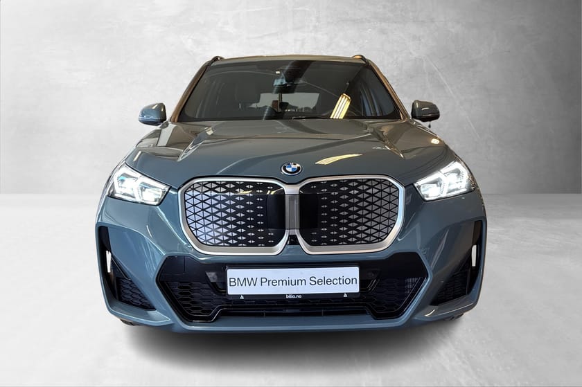 Bilde 4 av BMW iX1 xDrive30 Fully Charged M-Sport, Hengerfeste, H/K