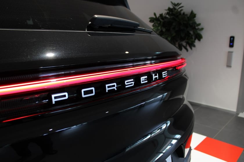 Bild 4 av Porsche Cayenne E-Hybrid 