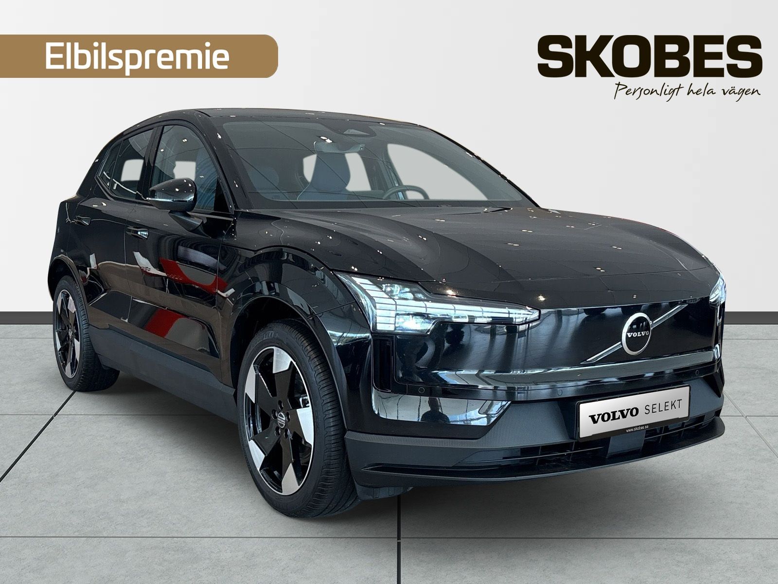 Volvo EX30 272 л.с.