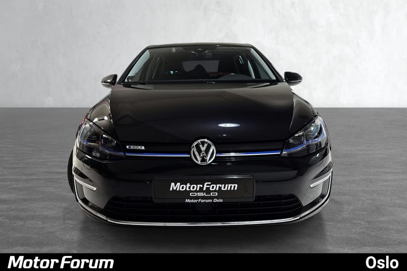 Bilde 2 av Volkswagen e-Golf Praktisk og godt utstyrt - Ryggekamera- carplay