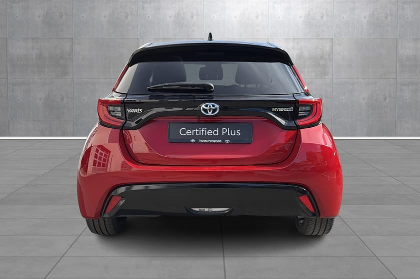 Bilde 4 av Toyota Yaris Hybrid 1,5 Style Tech Bi-Tone Panorama