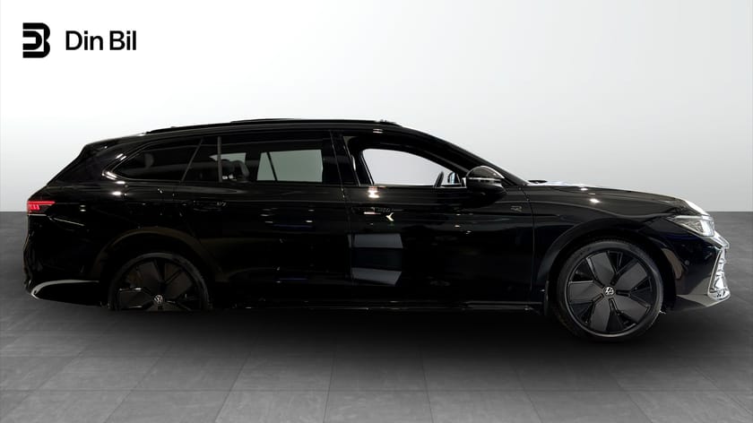 Bild 2 av Volkswagen Passat Variant eHybrid e-Hybrid 272HK R-LINE PANORAMA DRAG