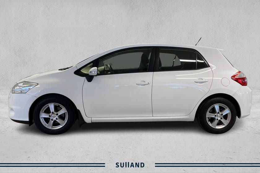 Bilde 2 av Toyota Auris 5-dørs 1.4 Diesel 90 hk manuell/EU-OK/Billigbil