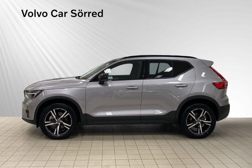 Bild 3 av Volvo XC40 B3 FWD Bensin Plus Dark
