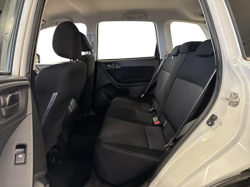 Bild 4 av Subaru Forester 2.0 4WD Lineartronic Euro 6
