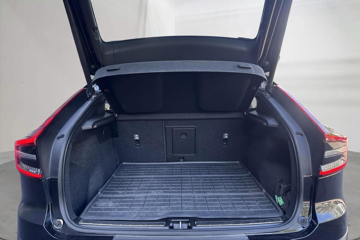 Volvo C40 Recharge Twin, 408hp, 2024
