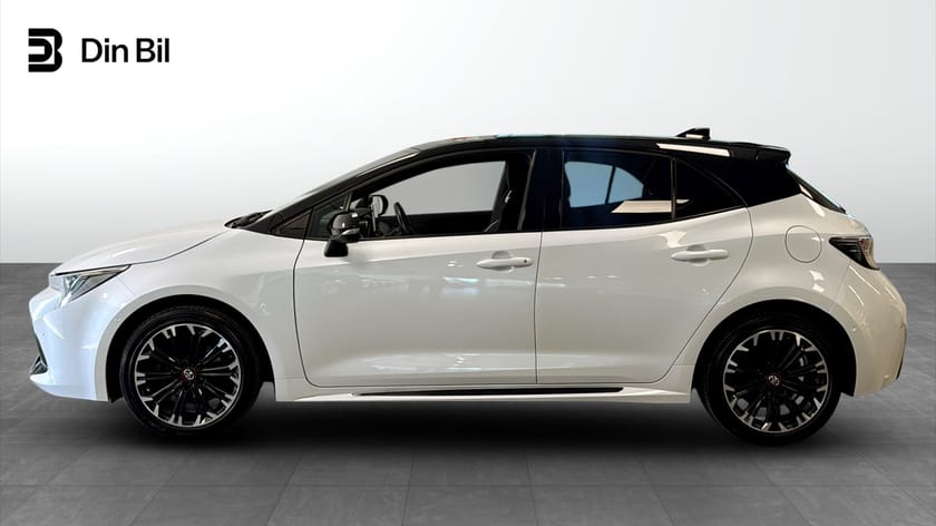 Bild 2 av Toyota Corolla Hybrid e-CVT GR Sport / Backkamera