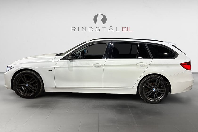 Bild 4 av BMW 320d xDrive Touring 184 HK SPORT LINE AUT PDC 0.44L/MIL