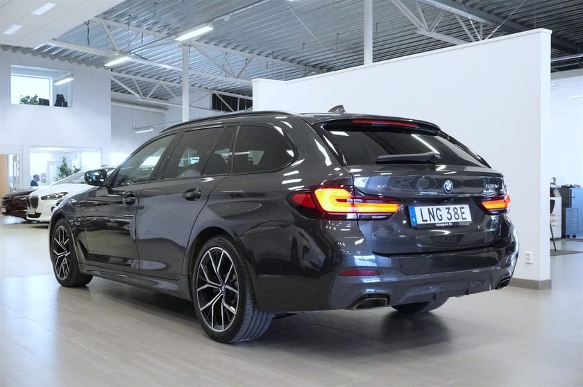 Bild 5 av BMW 530e xDrive Touring M Sport HUD H K 360 Dragkrok
