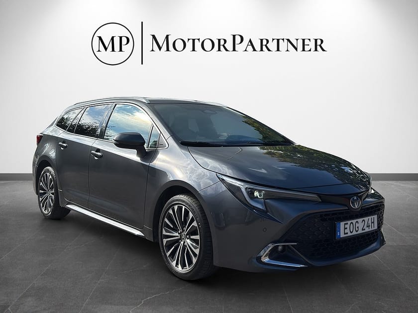 Bild 1 av Toyota Corolla Touring Sports Hybrid Style Navi Kamera Rattvärme