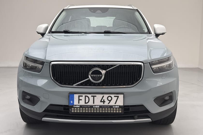 Bild 5 av Volvo XC40 T5 AWD 247hk Momentum 360° Pano H/K Drag GPS