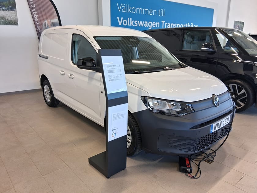Bild 3 av Volkswagen Caddy Cargo HJULBAS: 2755 MM KHP  MOTOR: 2,0 L TD