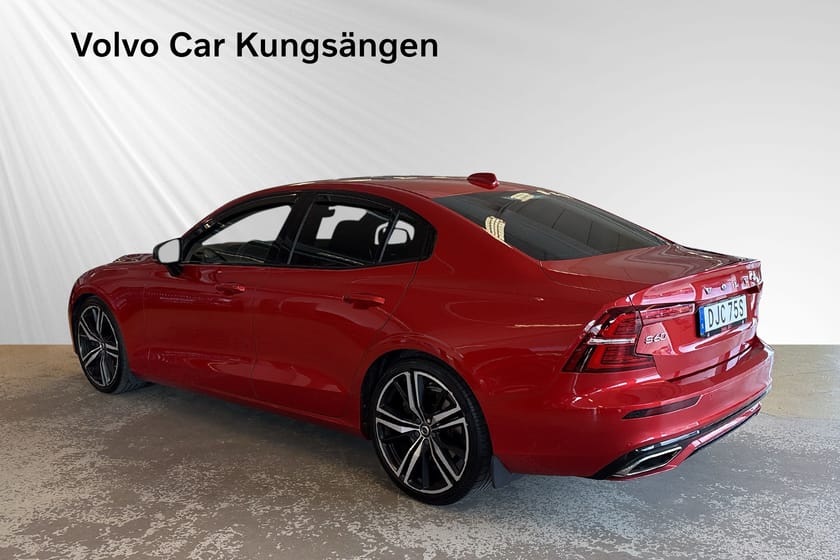 Bild 4 av Volvo S60 T5 R-Design PANO/HUD/HARMAN