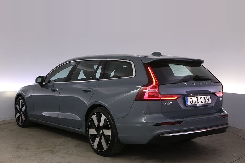 Bild 4 av Volvo V60 Re T6 AWD Plus Bright BLIS AdapFarth Elstol