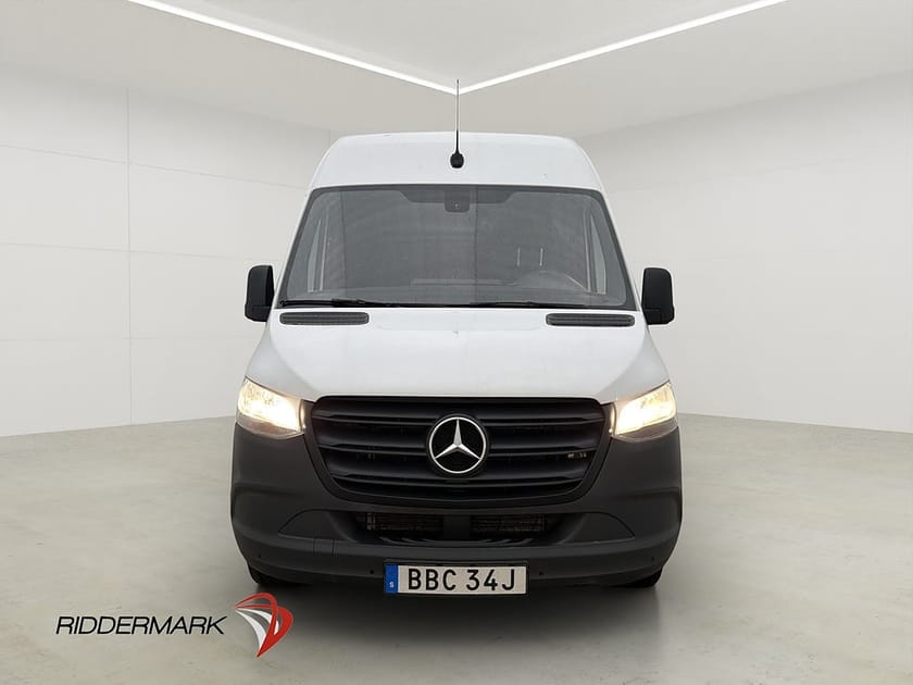 Bild 5 av Mercedes-Benz Sprinter 315 CDI RWD Panel Van L2H2 Värmare Kamera CARPLAY Moms