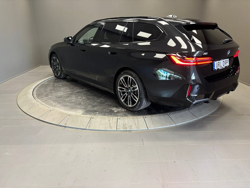 Bild 3 av BMW i5 xDrive40 Touring M, M Sport
