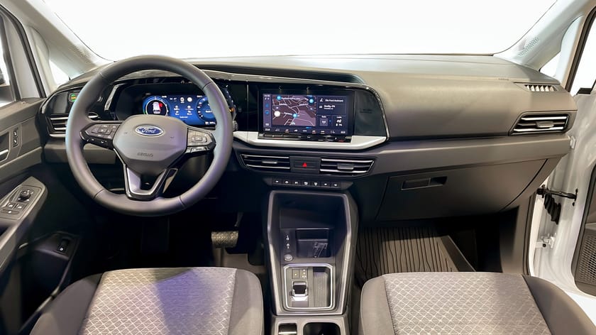 Bild 4 av Ford Tourneo Connect Titanium L1 1.5 ECOBOOST PHEV | Räckvidd 119km |
