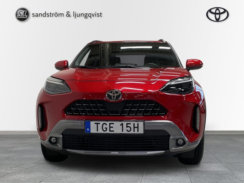 Bild 2 av Toyota Yaris Cross Hybrid 130 AWD-i 1,5 STYLE HUD, JBL