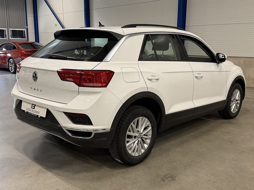 Bild 5 av Volkswagen T-Roc 1.0 TSI 116 HK / Backkamera / Carplay /
