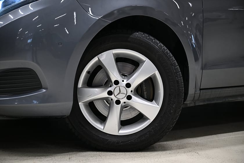 Bild 5 av Mercedes-Benz V 250d 4MATIC 3.1t 190HK Automat|8-Sits|Drag|Värmare|SeUtr!!!