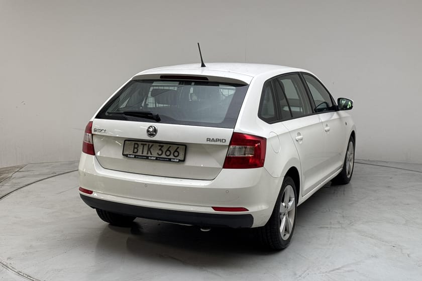 Bild 3 av Škoda Rapid Spaceback 1.2 TSI Kombi (105hk)