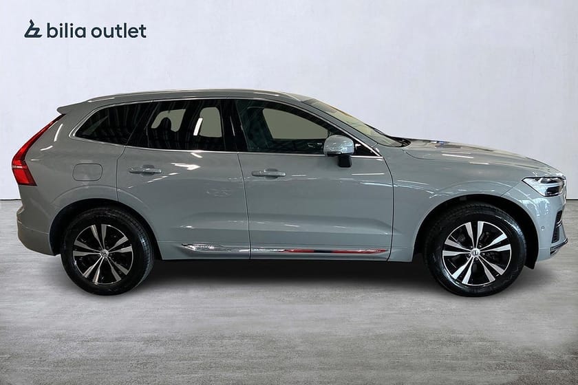 Bild 5 av Volvo XC60 Recharge T6 AWD Core Edition Panorama 360°kam Dragkrok
