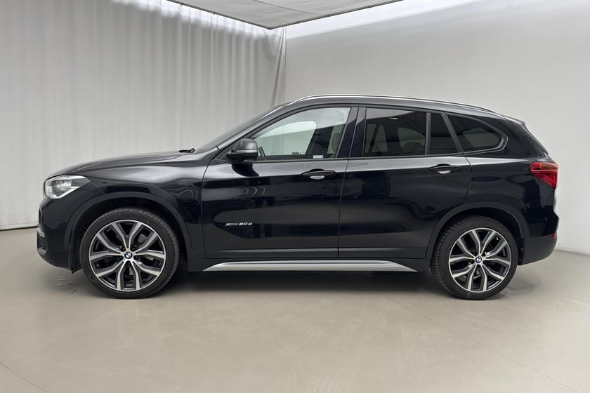Bild 2 av BMW X1 xDrive20d 190hk xLine Läder Head-up Panorama