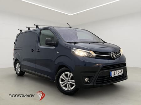 Toyota Proace L2 Ny-Kamrem Värmare PDC Dragkrok HUD Moms