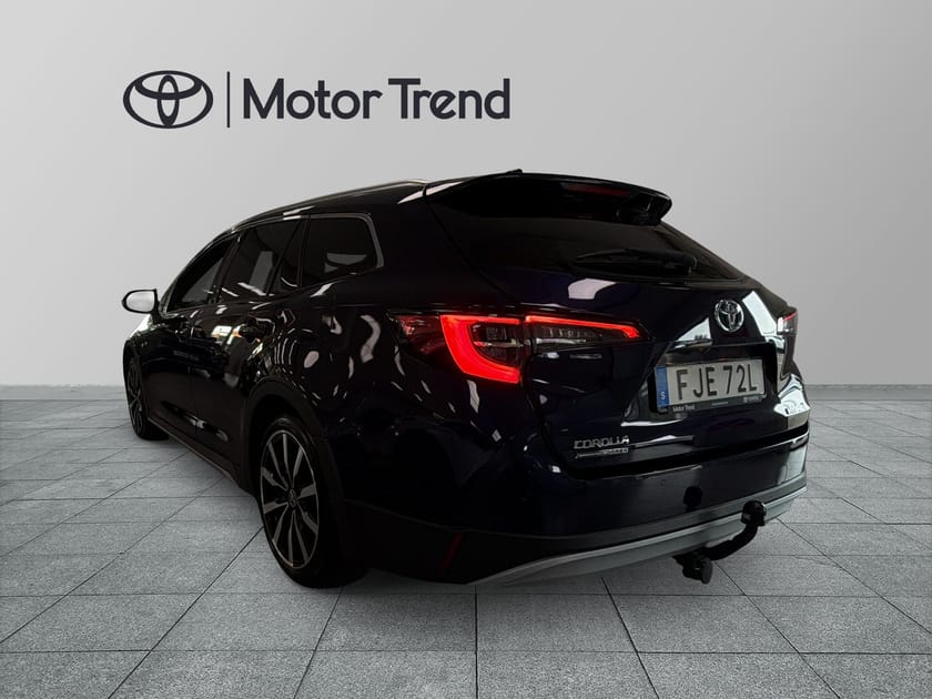 Bild 3 av Toyota Corolla TREK Hybrid 2,0 TOURING SPORTS SPECIAL EDI