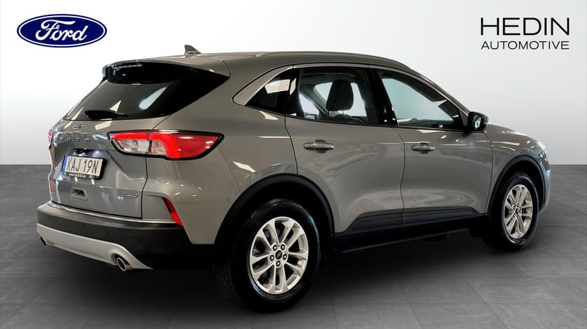 Bild 2 av Ford Kuga Plug-In Hybrid Titanium E-CVT 225hk
