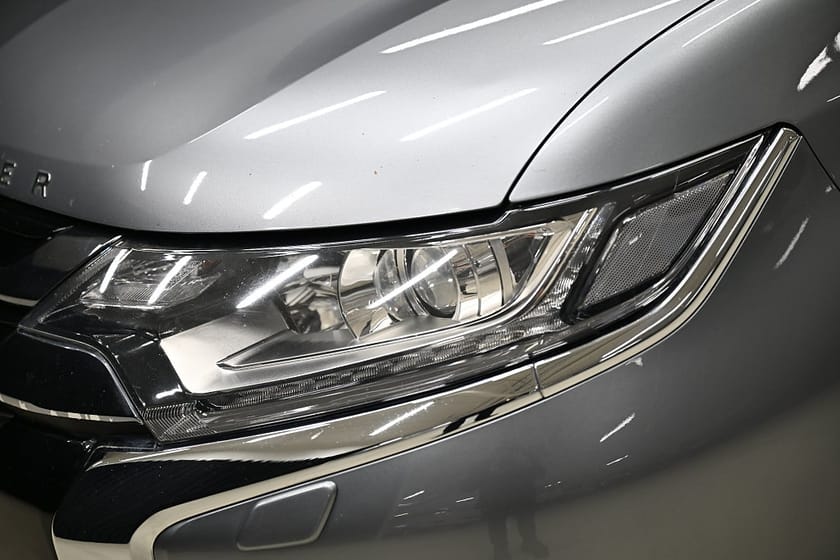 Bild 5 av Mitsubishi Outlander PHEV 203HK Plug-in|Drag|Keyless|M-Värmare|Backkamera