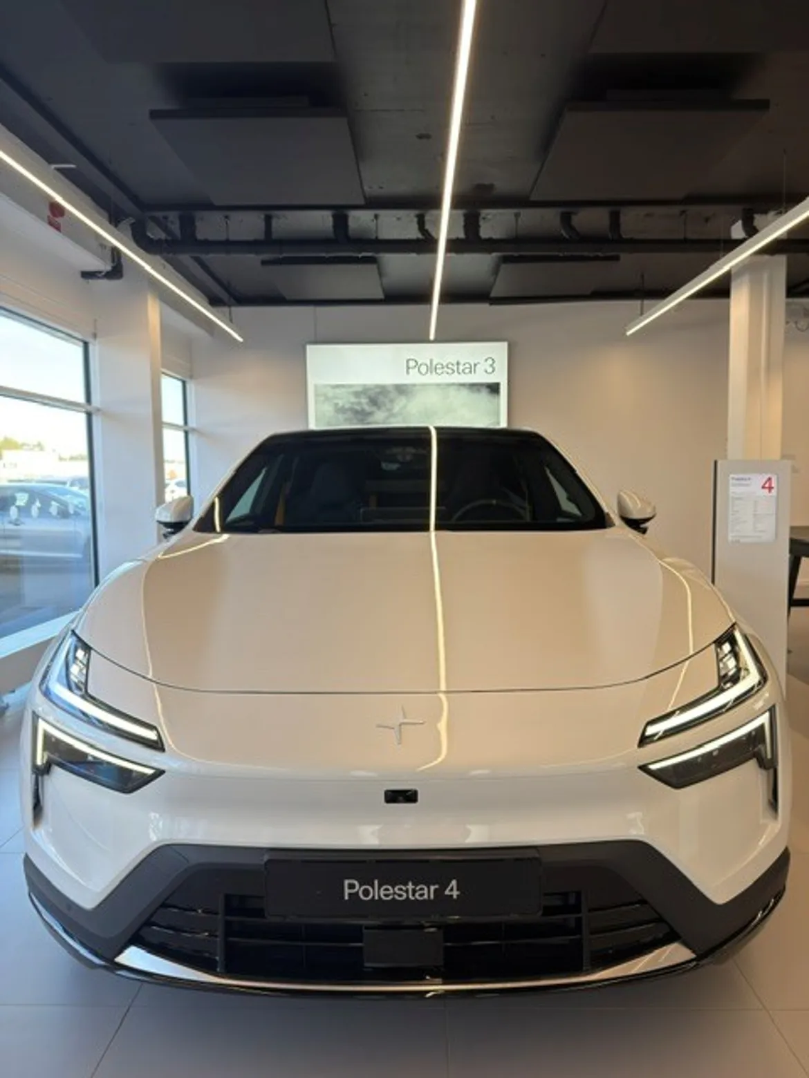 Polestar 4 Long Range Dual Motor