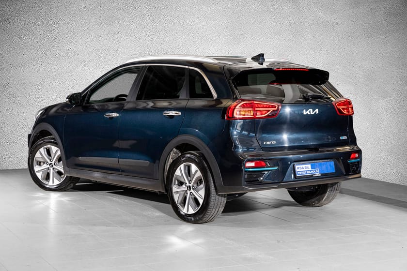 Bilde 2 av Kia e-Niro 64kwh  Exclusive. Skinn / JBL / ACC / 455km / Garanti