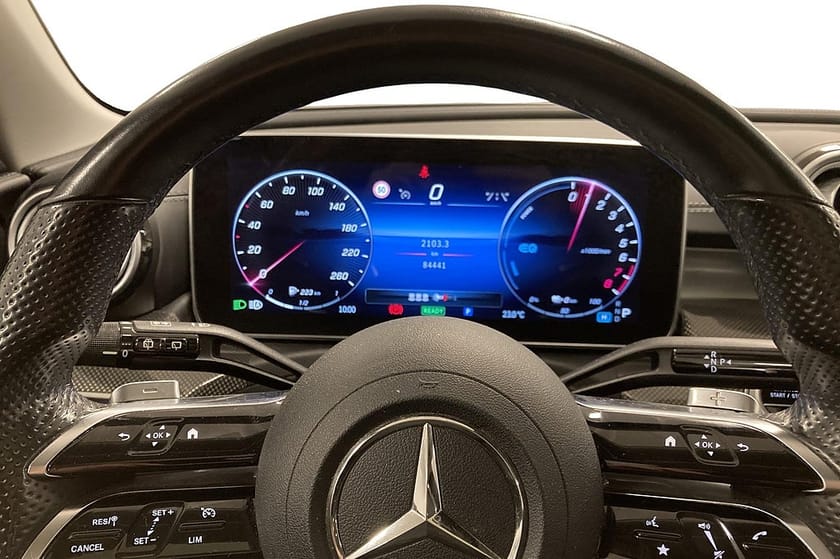Bild 5 av Mercedes-Benz C 300 T e AMG Pano Drag 360 kamera Carplay Elstol Värmare