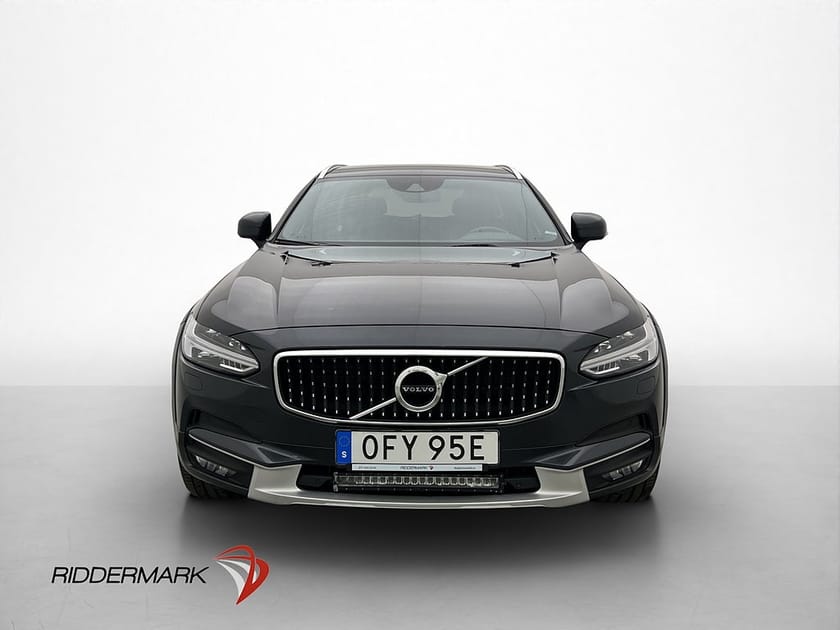 Bild 2 av Volvo V90 Cross Country D4 190hk AWD Värm VOC Skinn Adaptiv