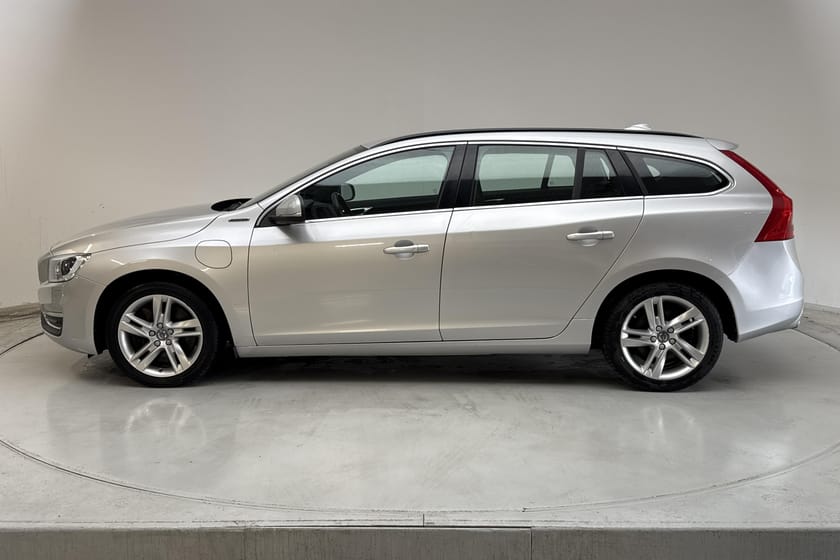 Bild 2 av Volvo V60 D5 AWD Twin Engine (163hk) Classic Momentum